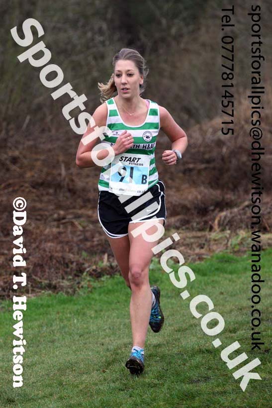 Senior and veteran womens Durham Cathedral Cross Country Relays, Maiden Castle, Durham. Photo: David T. Hewitson/Sports for All Pics